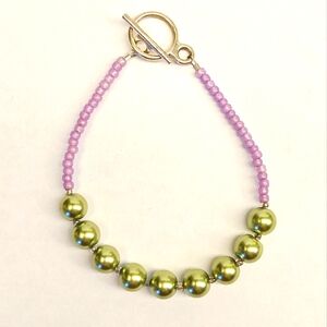 Green Pearl and Purple Seed Bead Bracelet